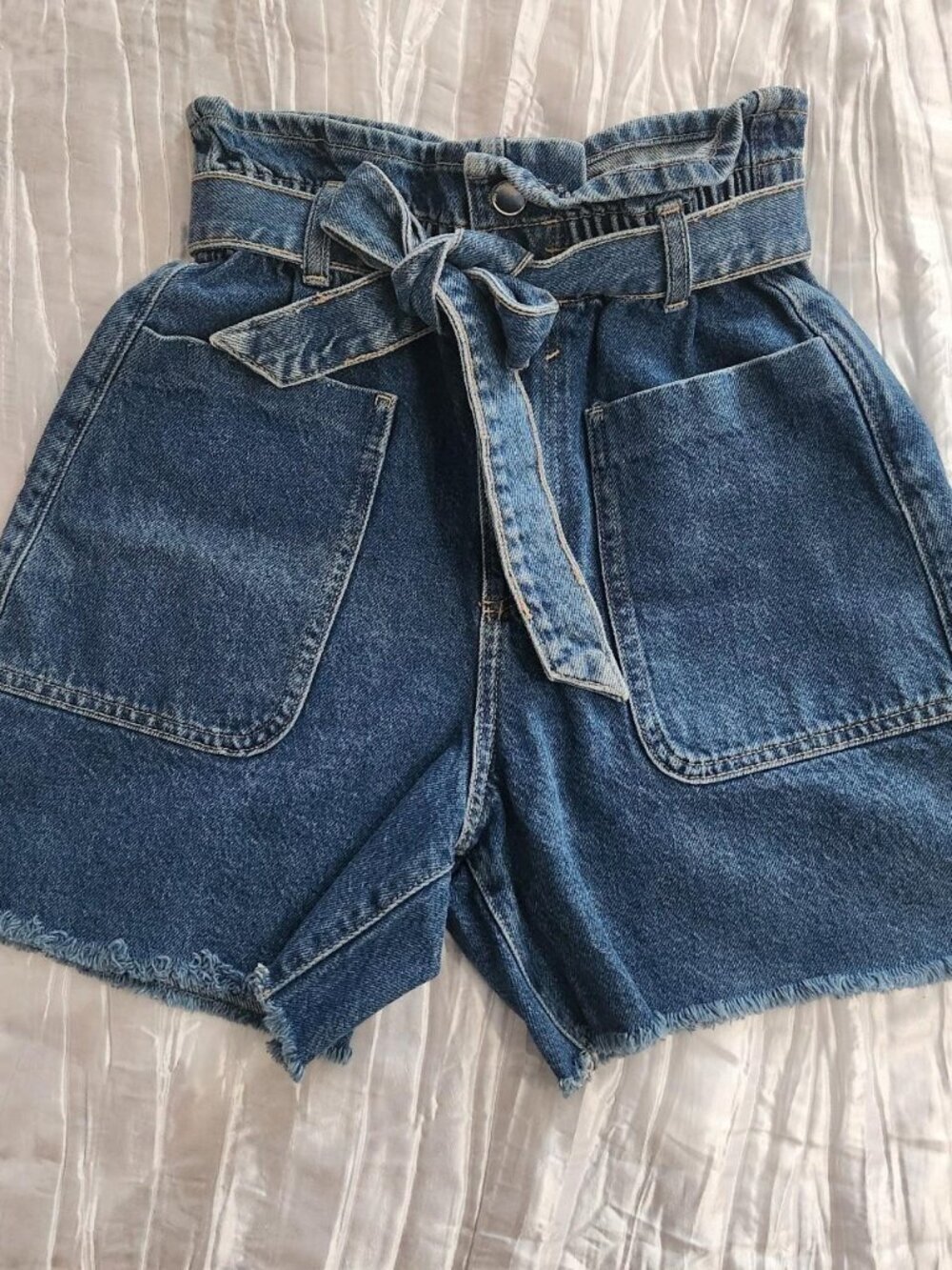 Zara Women's Blue Denim paper bag waist Raw Hem Shorts size 2